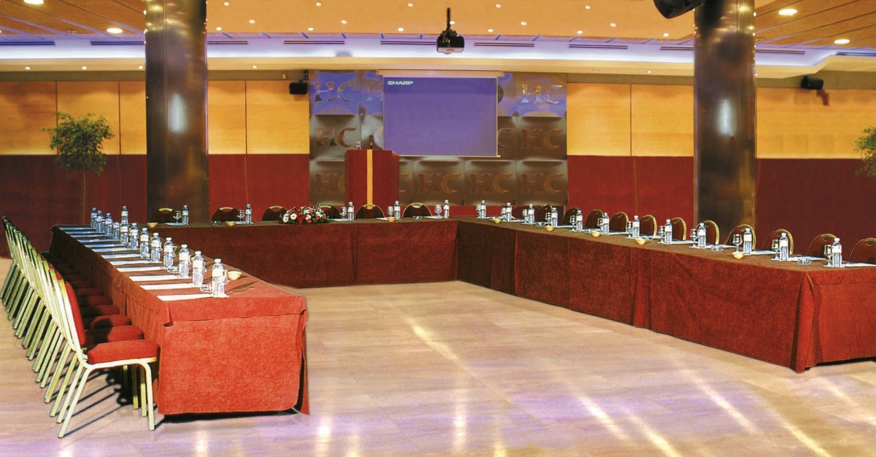 Hotel El Castell Sant Boi de Llobregat Eksteriør bilde