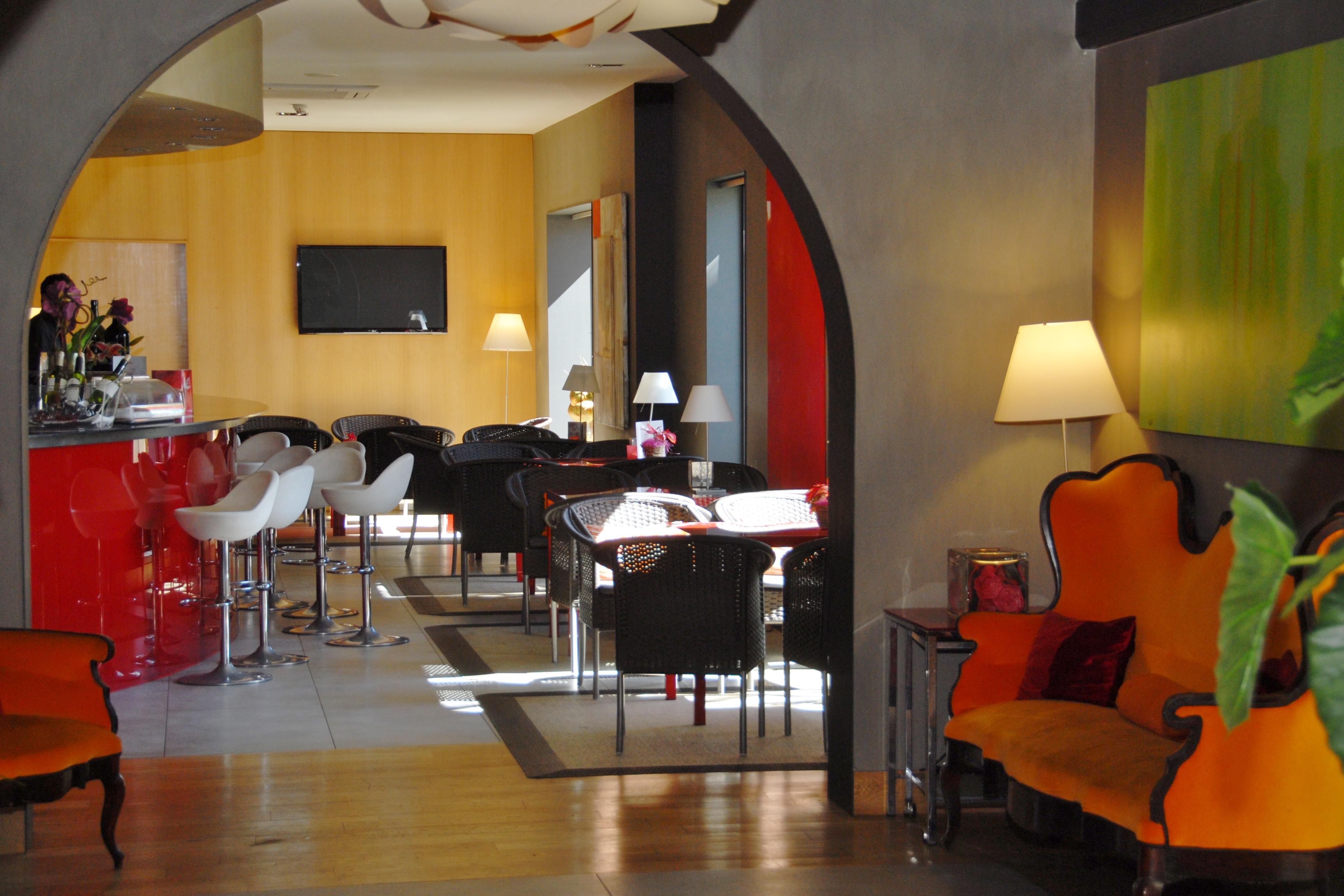 Hotel El Castell Sant Boi de Llobregat Eksteriør bilde