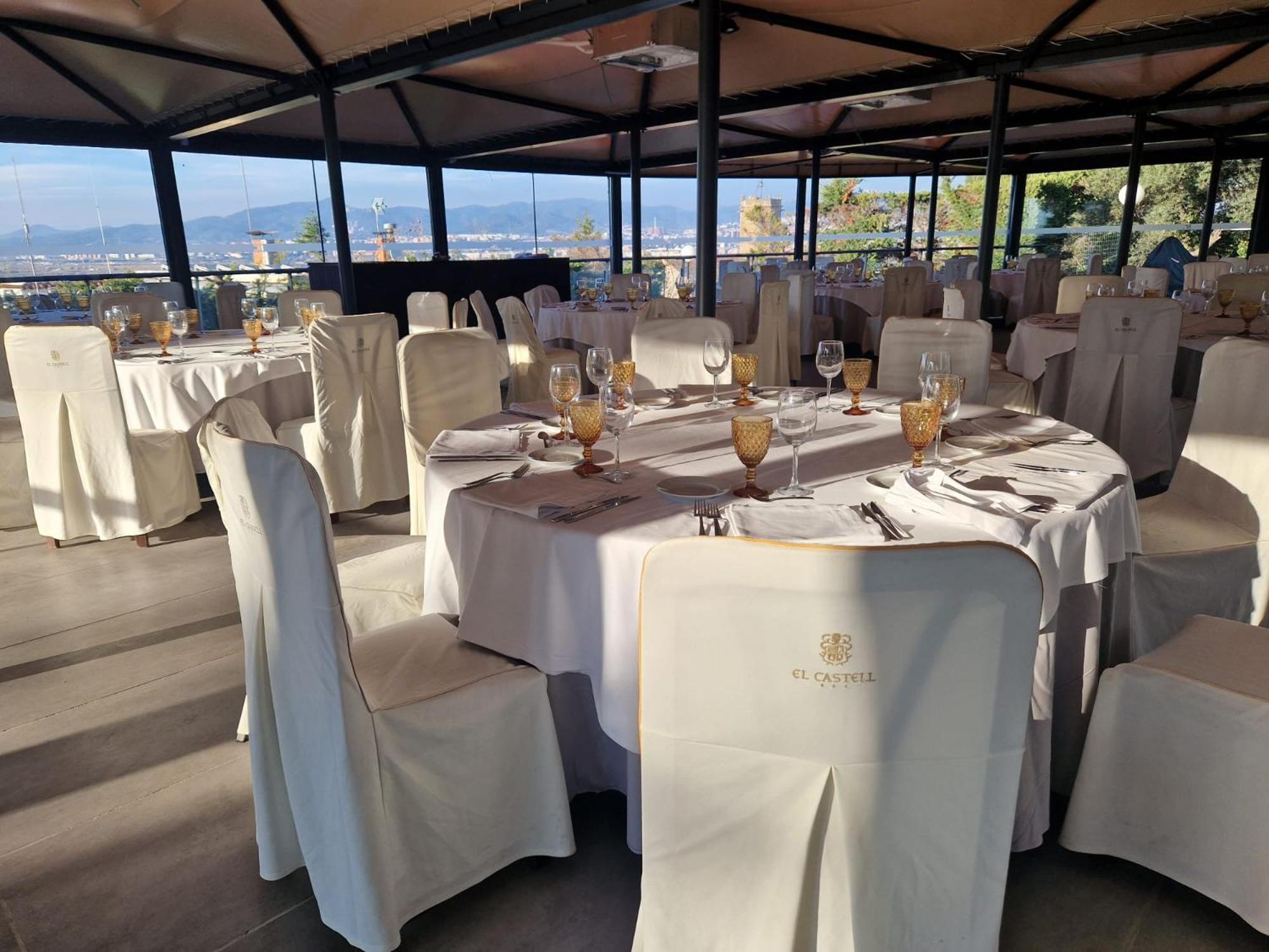 Hotel El Castell Sant Boi de Llobregat Eksteriør bilde